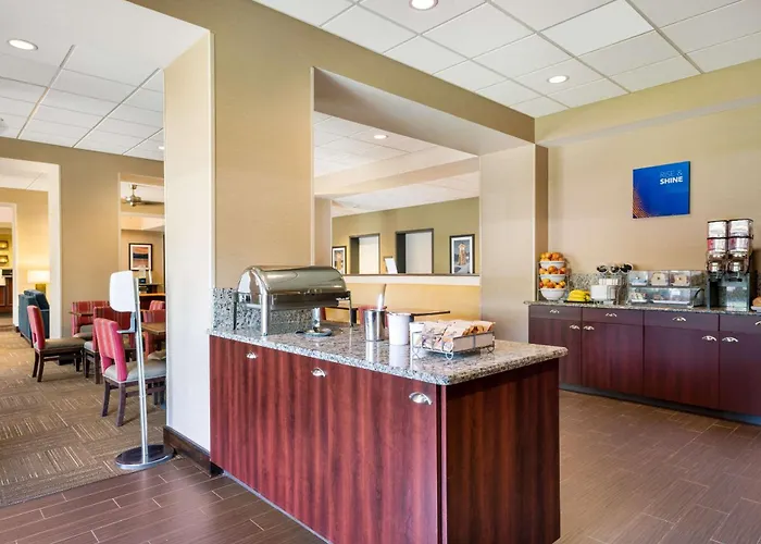 Comfort Suites Northlake