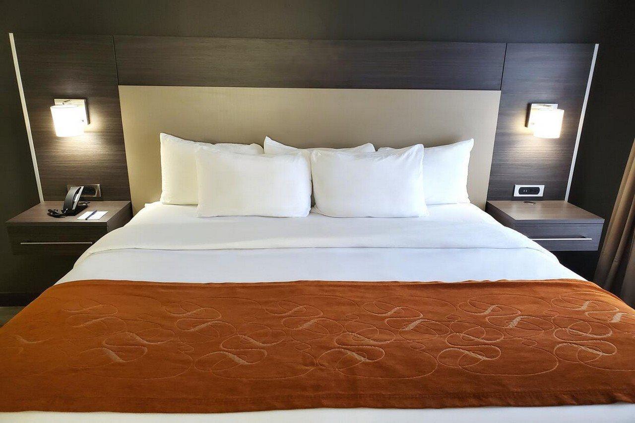 Comfort Northlake Hotel Huntersville