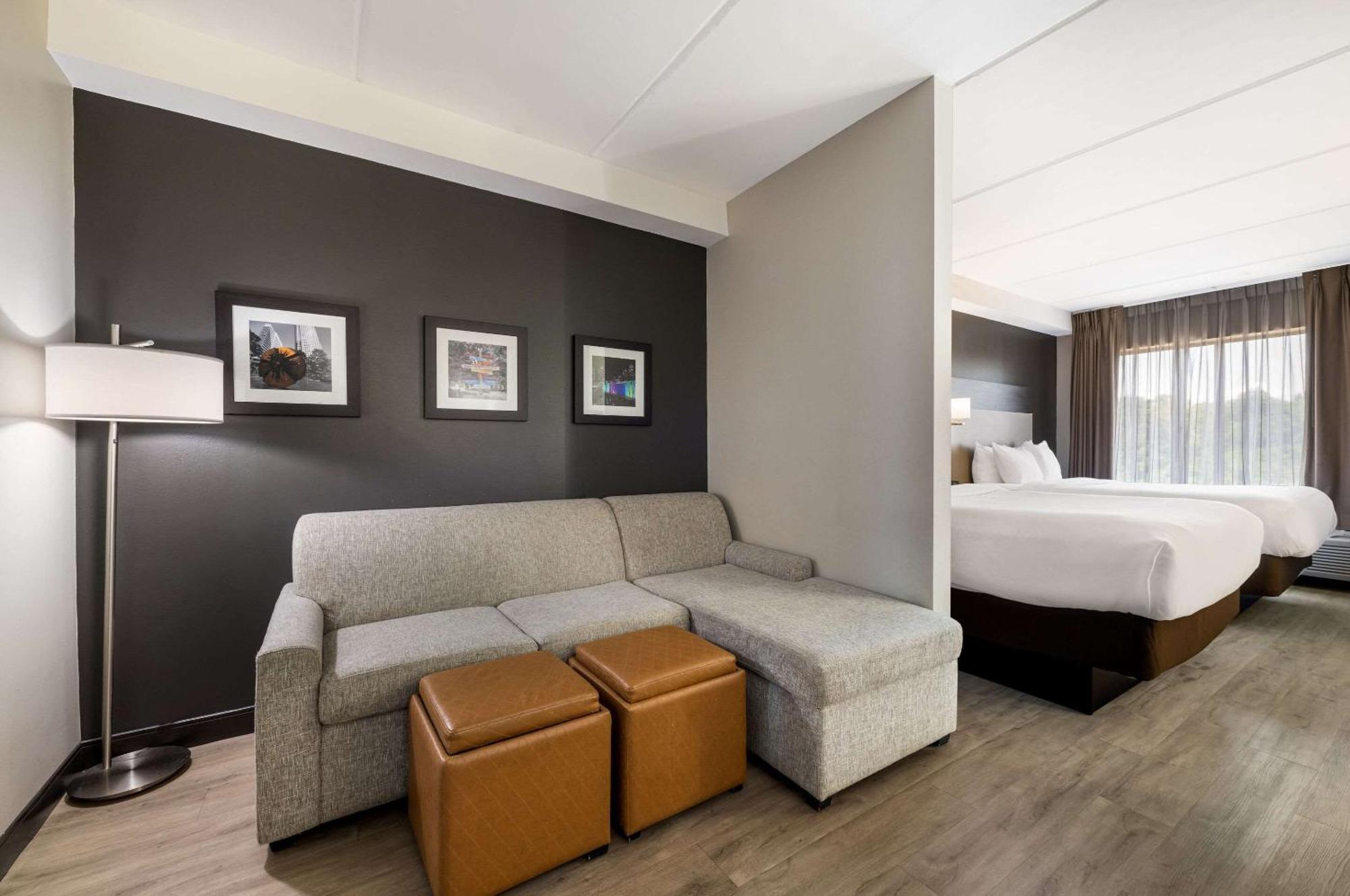 Comfort Northlake Hotel Huntersville